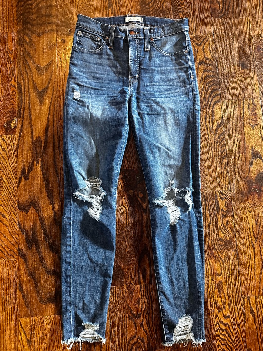 Madewell 9” High Rise Skinny Distressed
